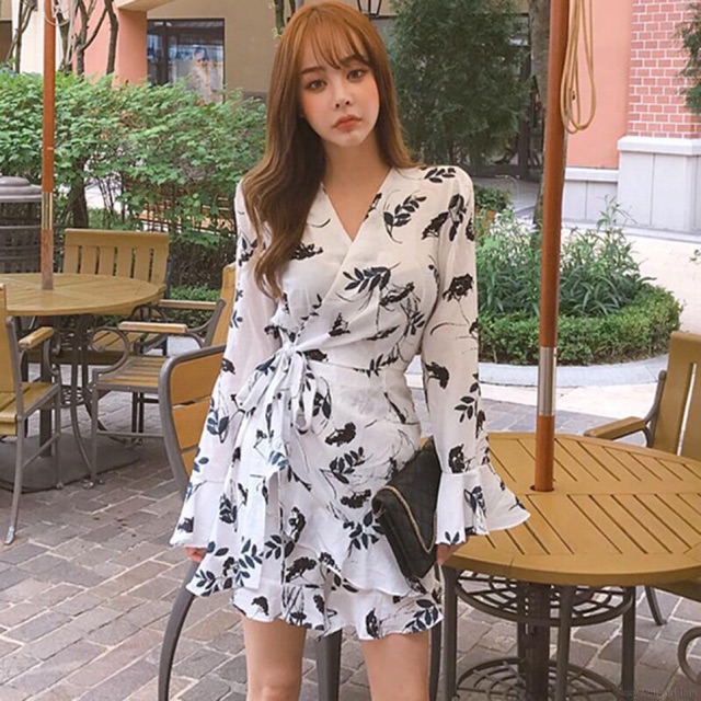 Đầm tay loe đắp chéo cột nơ phong cách Hàn quốc