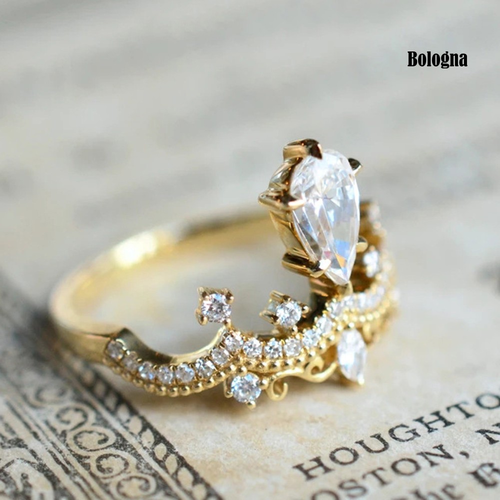 Nhẫn HợP Kim HìNh Vương MiệN ĐíNh Đá Sang TrọNg