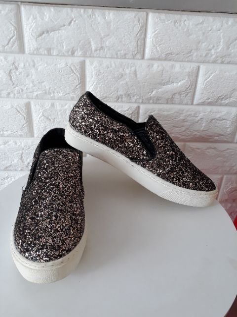 Slip on kim tuyến giá cực tốt