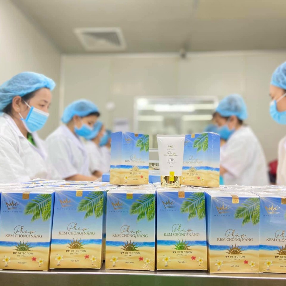 Kem Chống Nắng cao cấp Pháp Cosmetic SPF50 PA+++