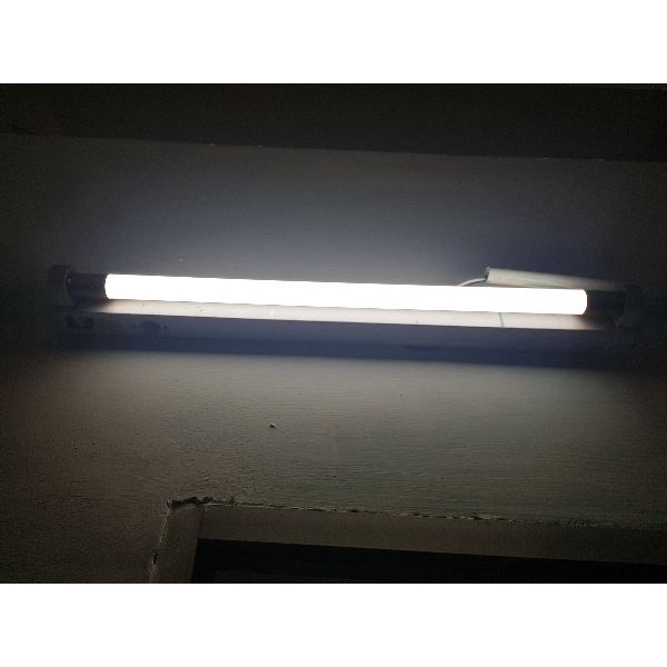 Bộ bóng tuýp led 60cm và máng