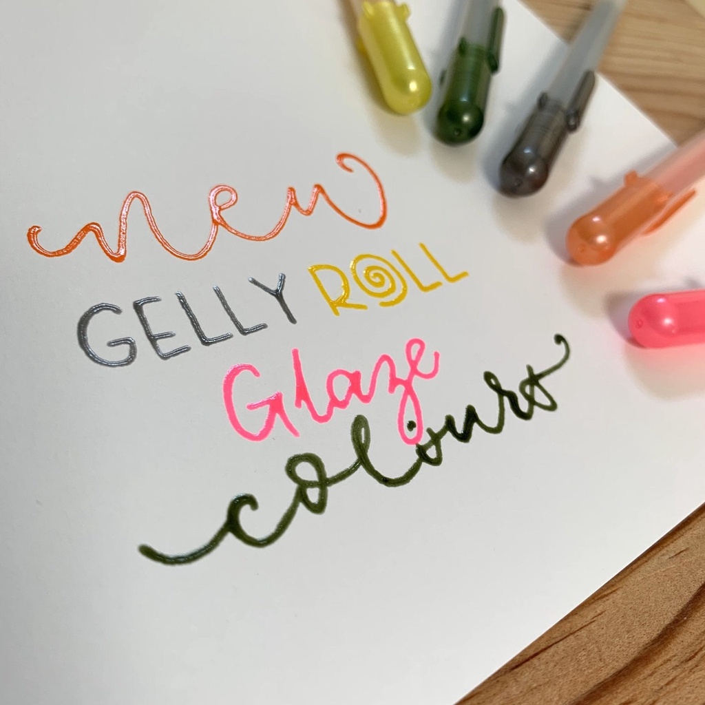 Bút bi Gel mực nổi 3D, bóng sáng để vẽ trang trí Sakura Gelly Roll Glaze - Ngòi 0.6mm