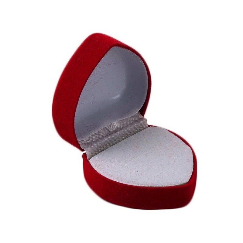 Set 1/5 hộp đựng nhẫn hình trái tim đỏ sang trọng tiện dụng