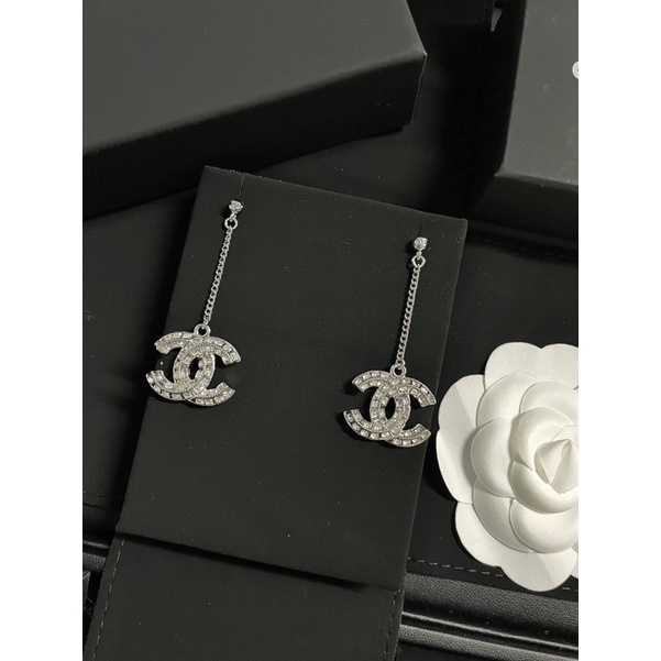 Khuyên tai sc sang chảnh