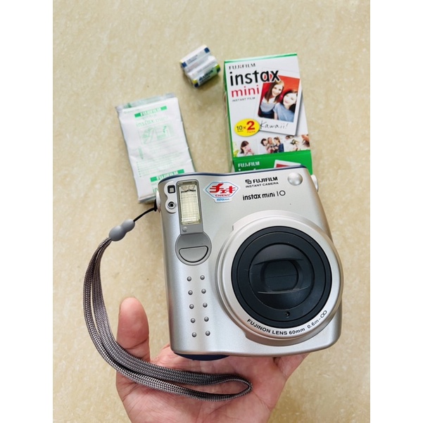 Máy chụp ảnh lấy liền Fujifilm Instax Mini 10 tặng kèm pin và 1 hộp film 10 tấm