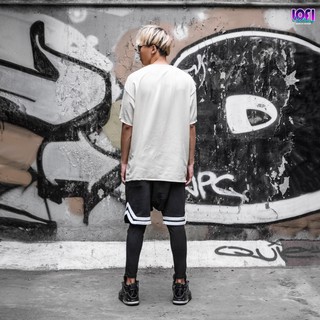 Lofi Double V-line Black Short