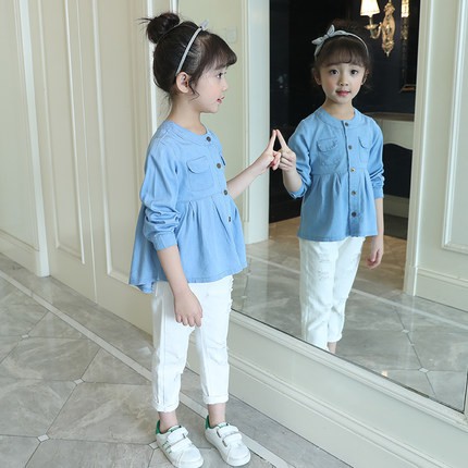 Áo chất liệu denim cho bé gái