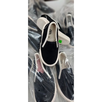 Giày Sneaker Zara dư xịn