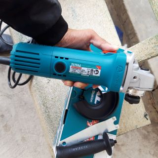 MÁY MÀI GÓC TOTAL 100MM CHUYÊN DỤNG 710W MODEL: TG1071006