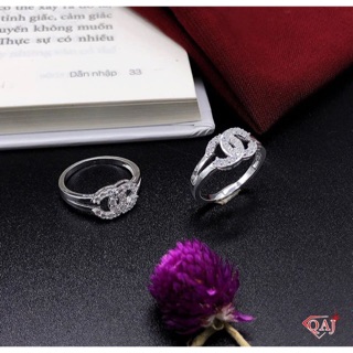 Nhẫn chanel bạc