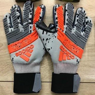 Găng Tay Thủ Môn Adidas Predator
