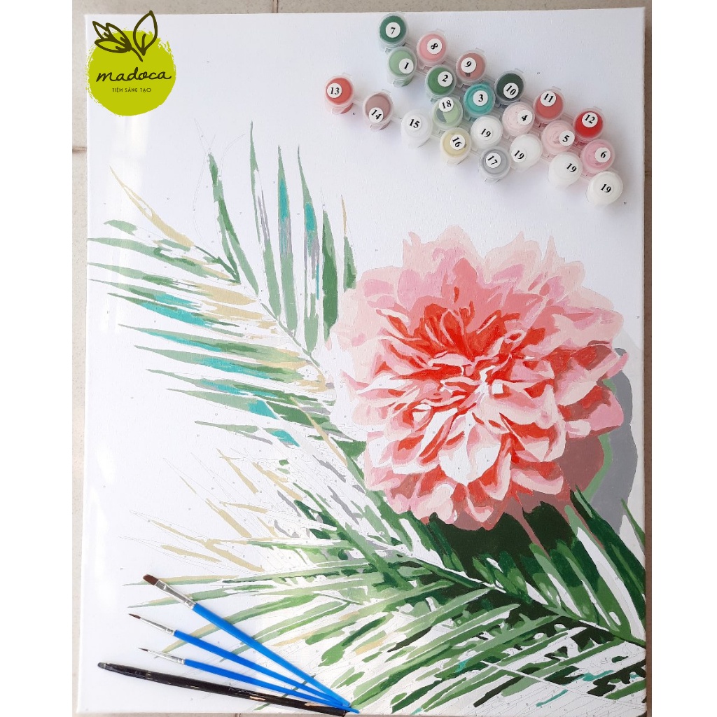 Tranh tô màu số hóa Madoca có khung 40x50cm Hoa trên lá cọ T277