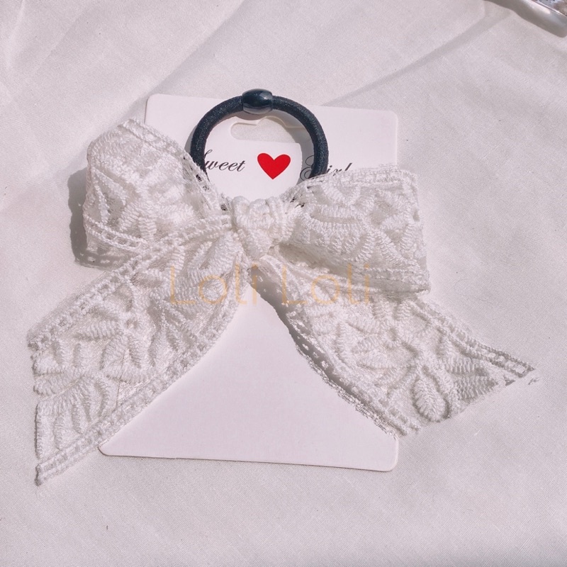 Buộc tóc nơ ren phong cách tiểu thư màu trắng