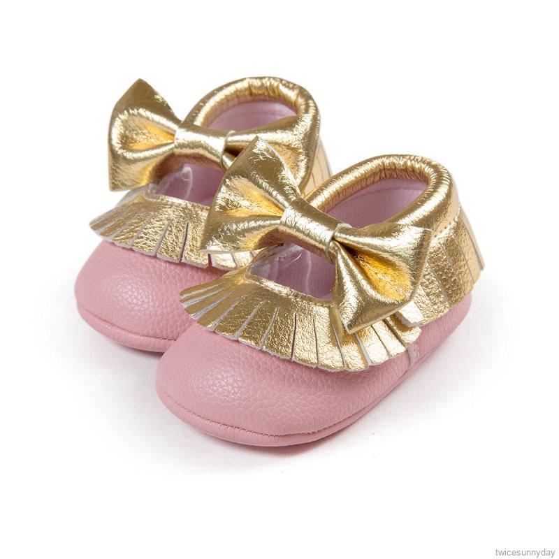 Giày chống trượt kiểu dáng xinh xắn dành cho các bé từ 0-18 tháng tuổi