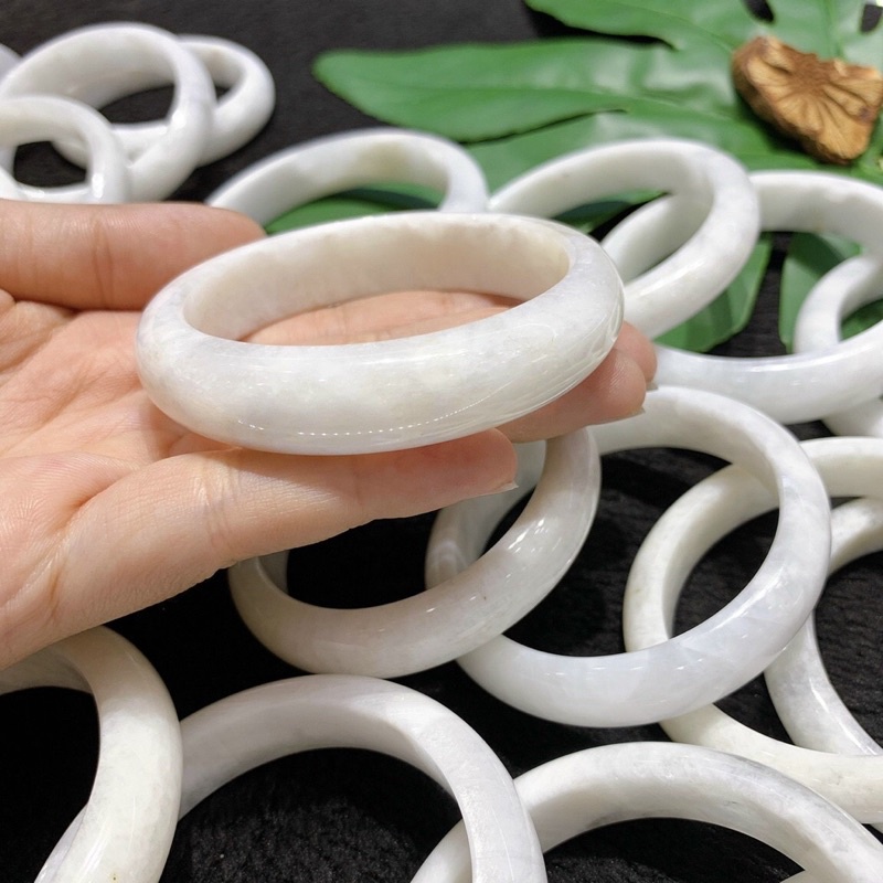 Vòng Kiềng Đá Mặt Trăng Size 50-58mm