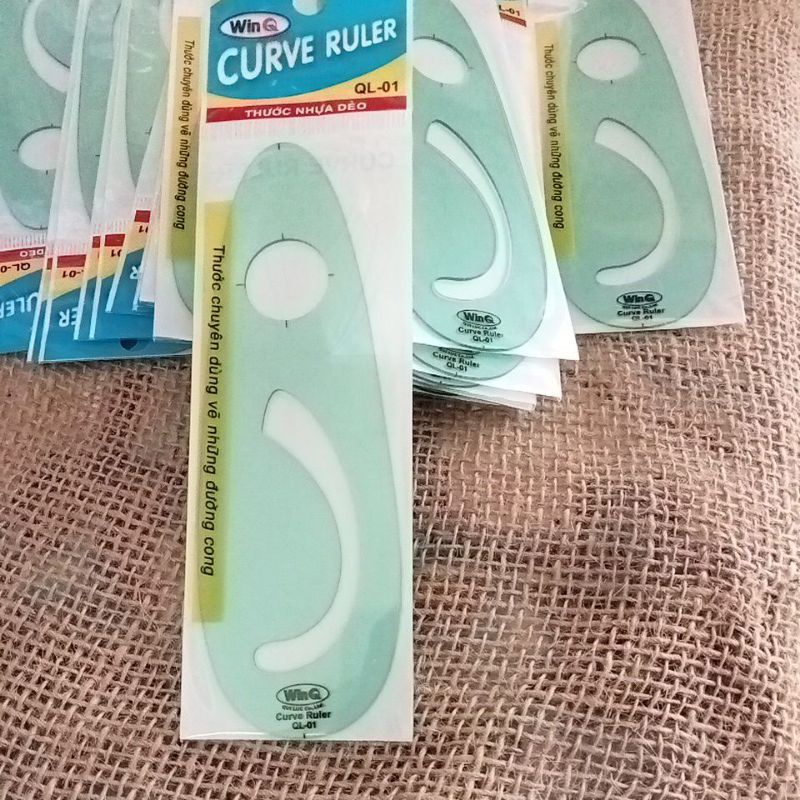 Thước vẽ parapol