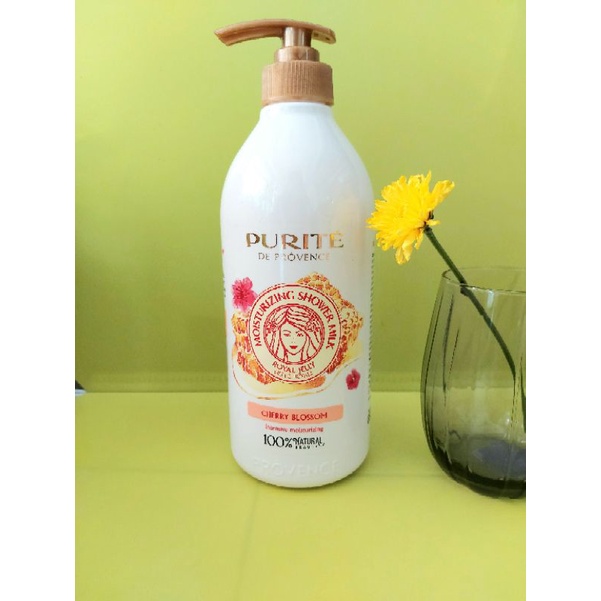 Sữa tắm Purite sữa ong chúa và hoa anh đào 850ml