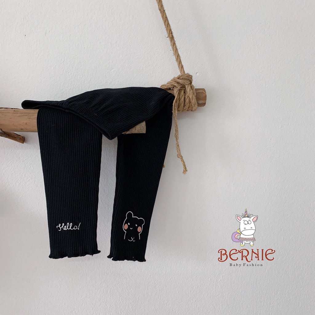 Quần legging Bernie thun tăm viền bèo thêu gấu chữ Hello cho bé 9 - 22kg-21Q032