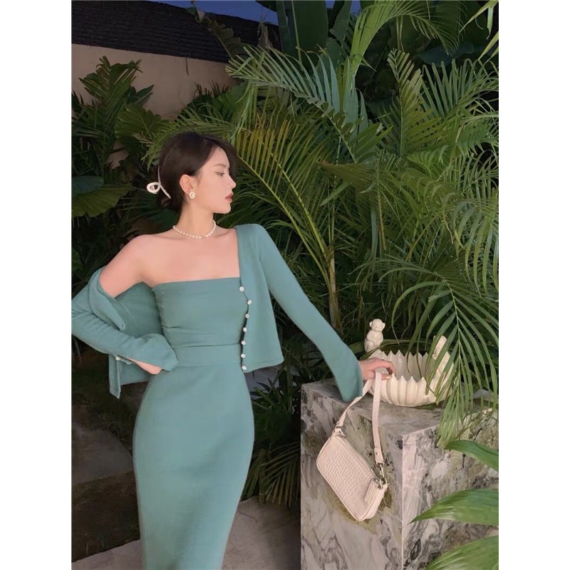 Set áo quây + chân váy len dài + áo cardigan len