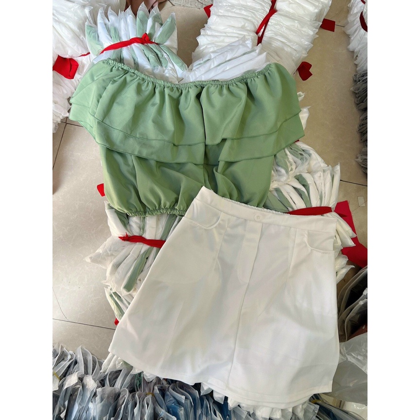 Set váy 2 món với áo kiểu nữ bệch vai phối nhúng tầng kèm chân váy chữ A có túi ôm dáng đẹp