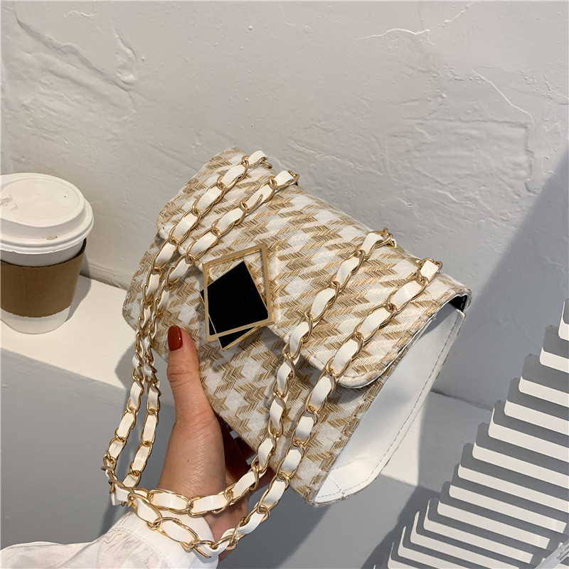 Túi Đeo Chéo Phối Dây Xích Thời Trang Mùa Xuân 2021 Cá Tính