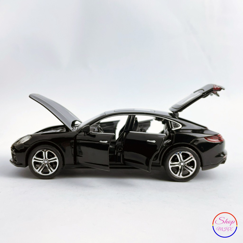 Xe mô hình sắt Porsche Panamera TẶNG KÈM BIỂN SỐ kèm đế tỉ lệ 1:32 hãng CheZhi