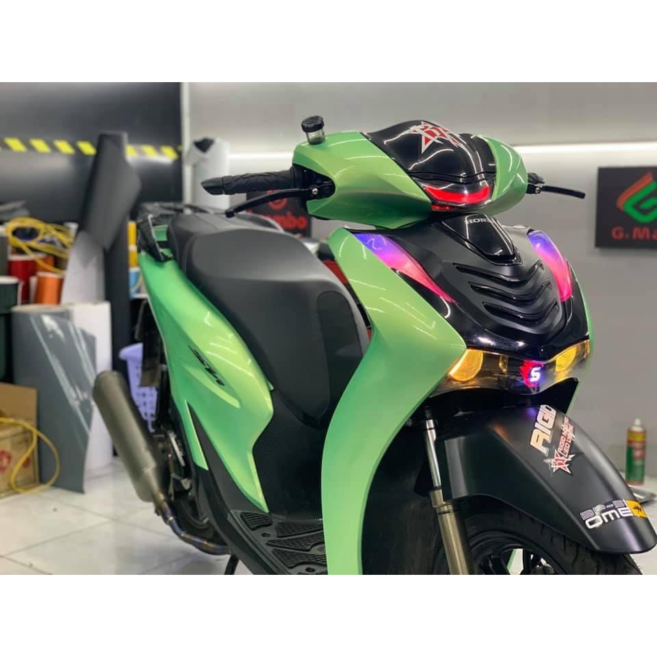 Decal-xe-máy-xanh-táo-ánh-vàng