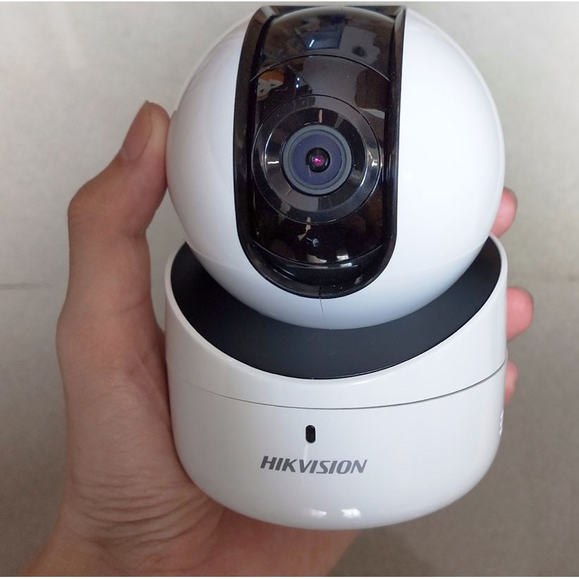 Camera IP Wifi HIKVISION DS-2CV2Q01EFD-IW F2.8mm, IR 5m, MicroSD, âm thanh 2 chiều