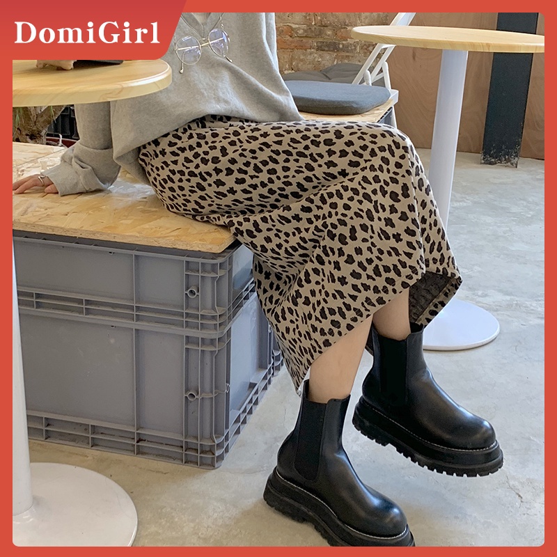 Chân váy chữ A lưng cao họa tiết da báo phong cách Retro