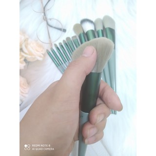 Set cọ trang điểm 13 cây của Fix