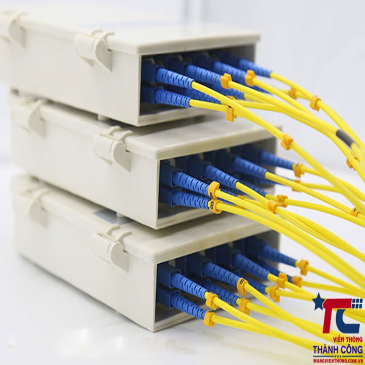 hộp phối quang odf 8fo full phụ kiện