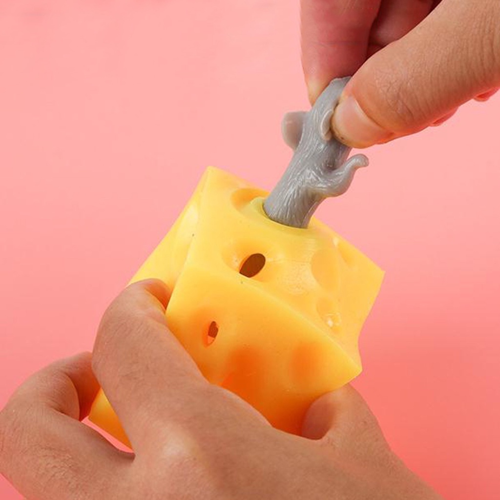 Đồ chơi bóp dẻo hình chú chuột và phô mai vui nhộn giải tỏa căng thẳng