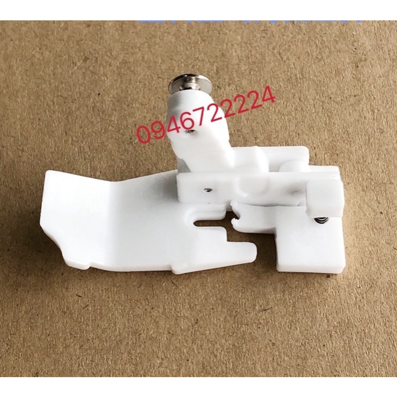 chân vịt nhựa máy vắt sổ 5 ống chỉ