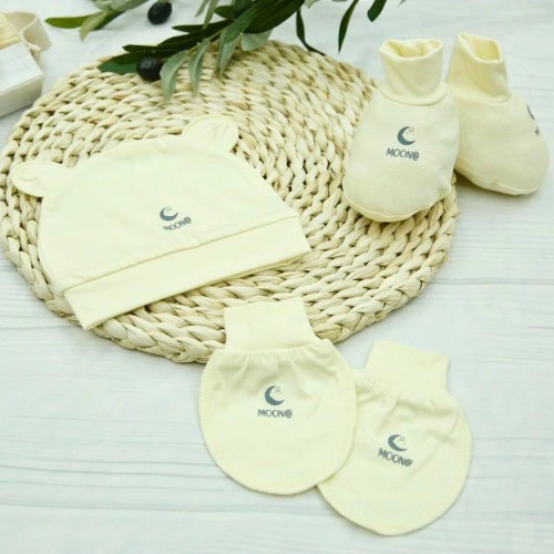 Bao tay bao chân kèm mũ BABY cho trẻ sơ sinh chất liệu vải cotton thoáng mát mềm mại