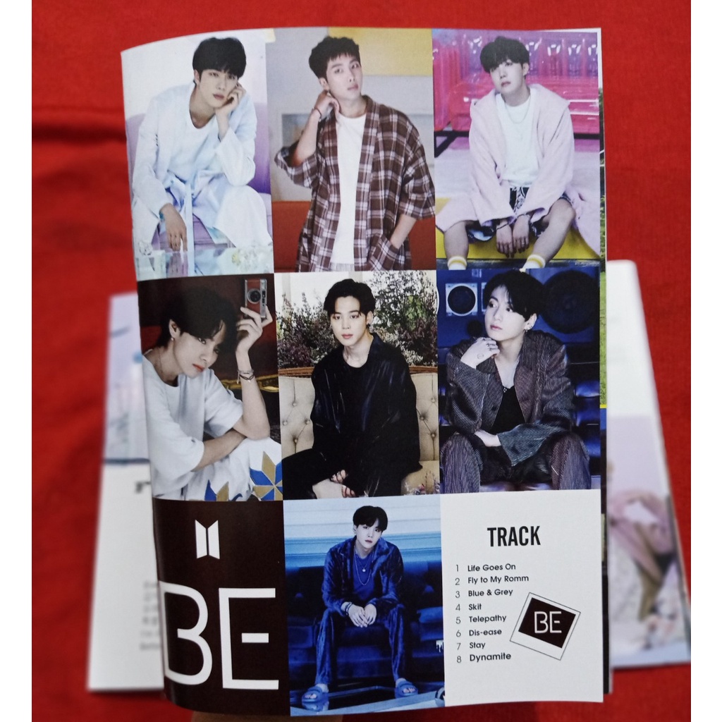 Mini album hình BTS kèm lời bài hát album "BE"