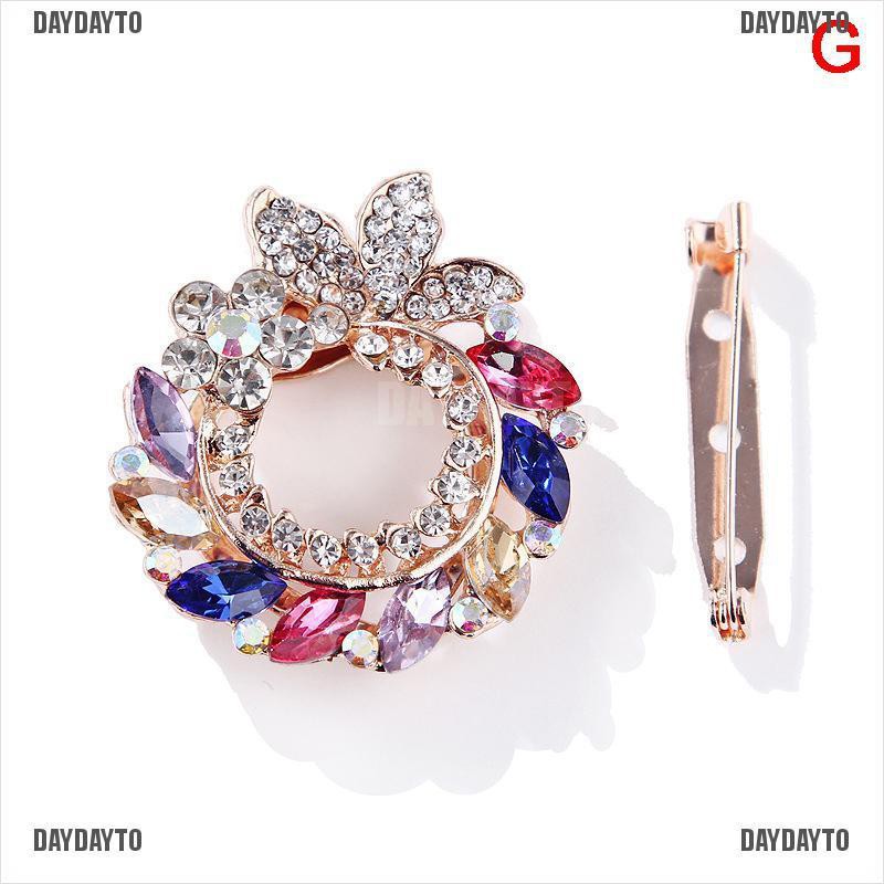 Ghim Cài Áo Hình Vòng Hoa Đính Đá Nhiều Màu Thời Trang
