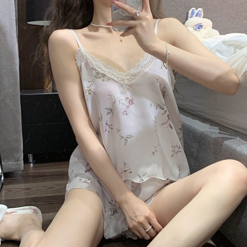 Bộ Đồ Ngủ Vải Lụa Lạnh Mỏng Thời Trang Mùa Hè Năng Động