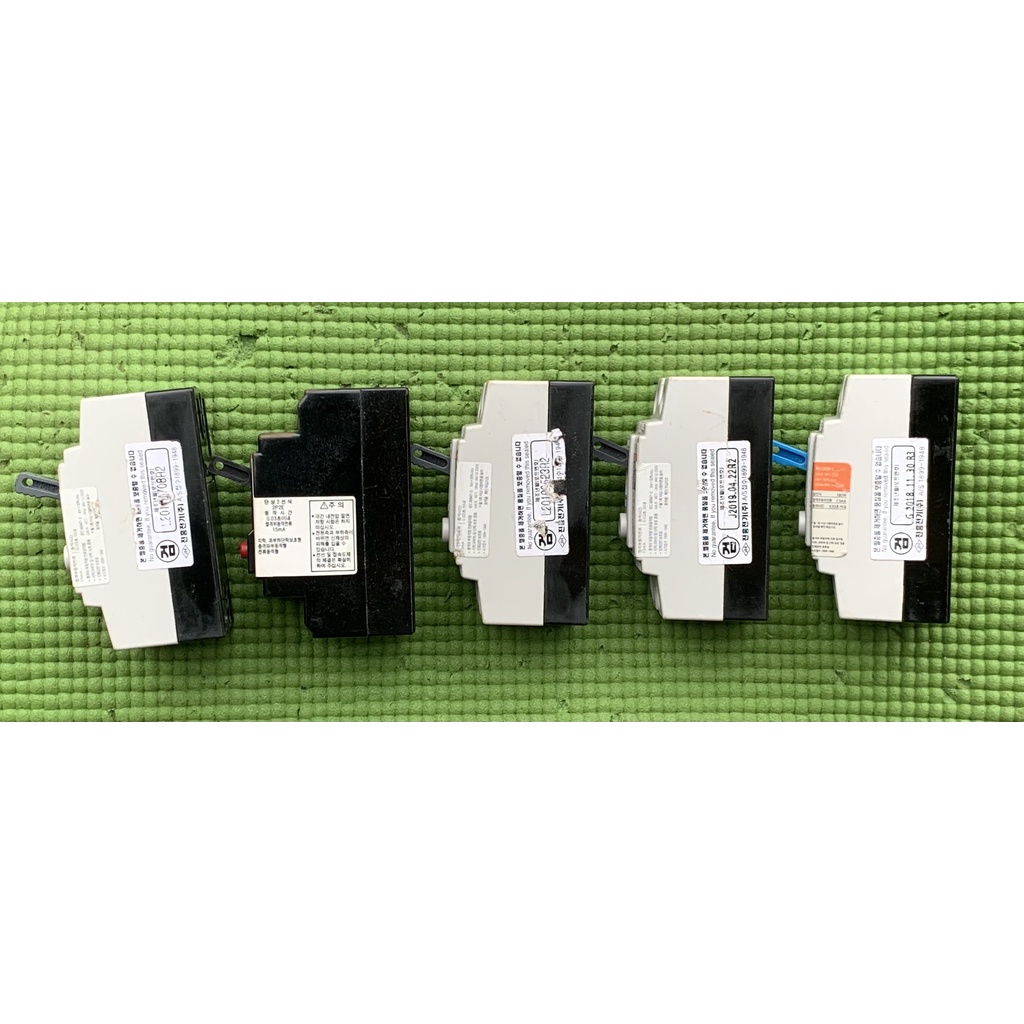 CB chống giât cóc  15A đến 30A giá từ 45.000đ đến 65.000đ