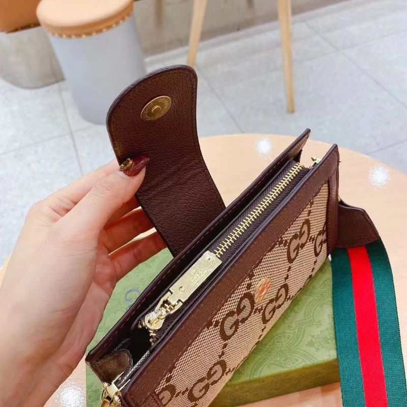 Túi chéo nữ G.C nắp sz22cm có khóa miệng kèm 2 quai đeo