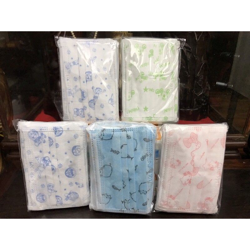 Khẩu trang trẻ em Lộc Luyến ( hộp 50 chiếc )