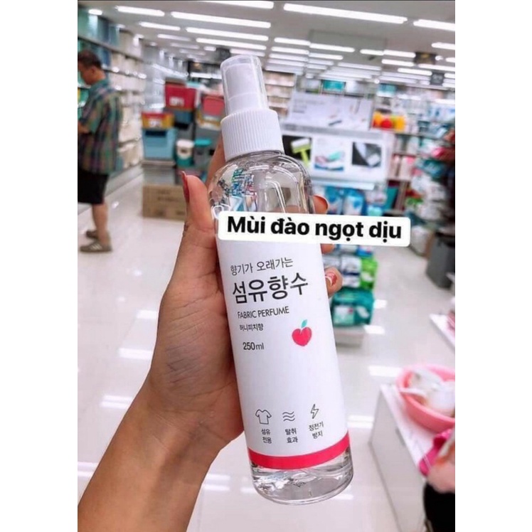 Xịt thơm quần áo Daiso Fabric Perfume Hàn Quốc 250ml - mylysstoredn