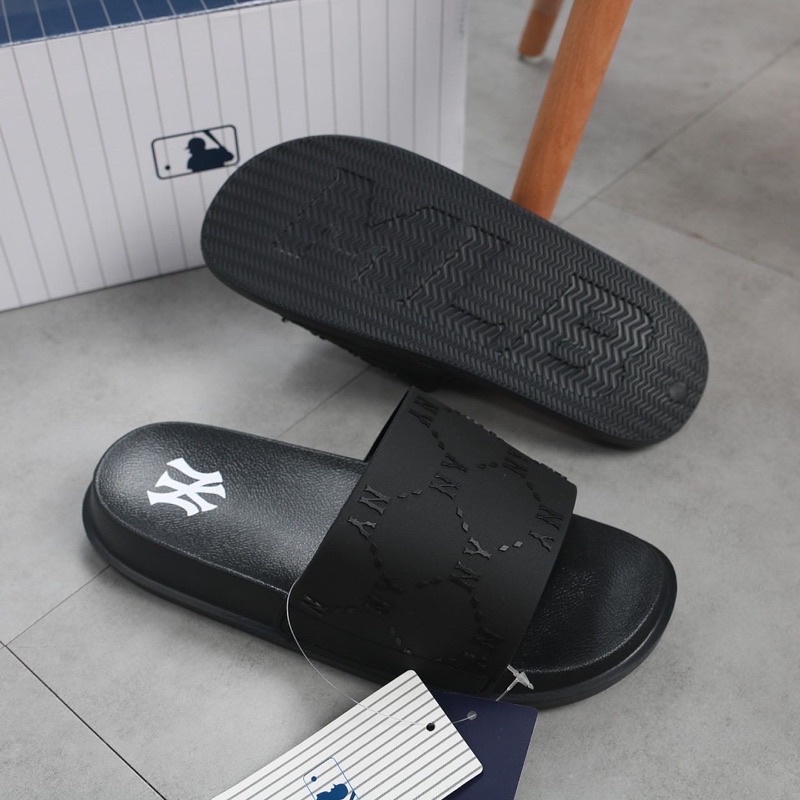 Dép quai ngang MLB nữ