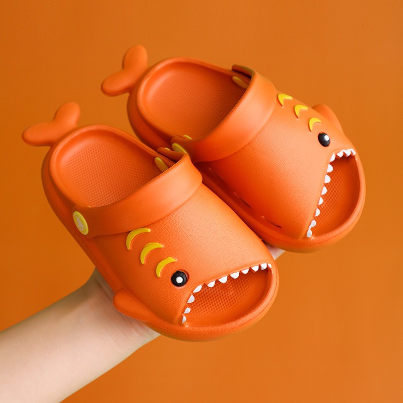 Dép Sục Trẻ Em Cá Mập Baby Shark Siêu Êm Chống Trơn Trượt Chân 13-18cm Từ 1-5 Tuổi M033