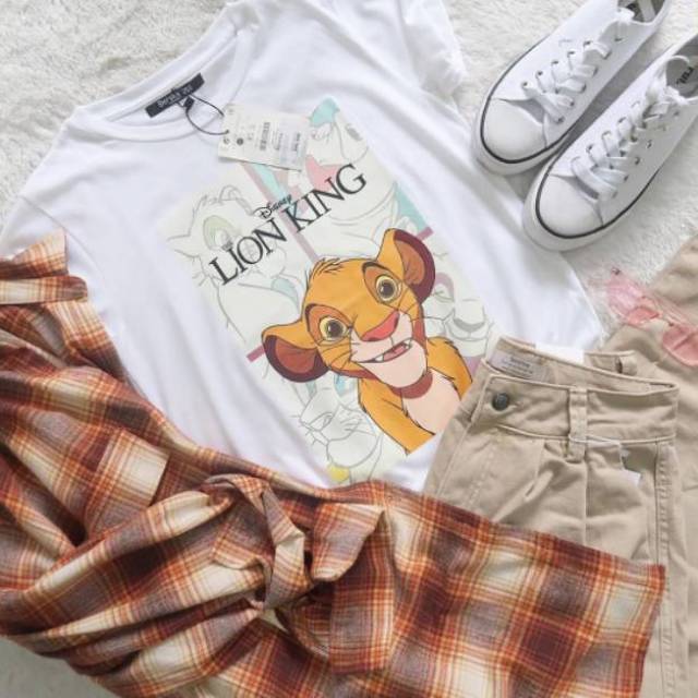 BERSHKA Disney LION OVERSIZE TSHIRT ngắn | Áo thun nữ Tumblr TEE WHITE