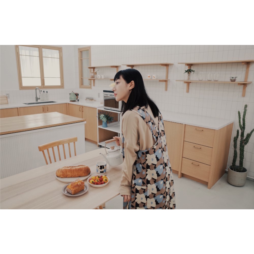HARMONY BLACK APRON - tạp dề làm bếp làm bánh cao cấp dây chéo lưng