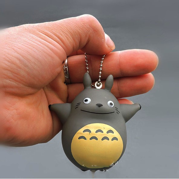 Móc chìa khóa hình Totoro cao 6cm bằng nhựa mềm