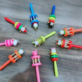 Lục lạc gỗ cho bé