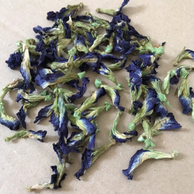 Mưa nên hoa bị vàng cuống, 100gram hoa đậu biếc phơi khô, không chất bảo quản
