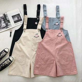 Quần yếm hình quả đào xinh xắn - sẵn be (hàng order 10-12 ngày )