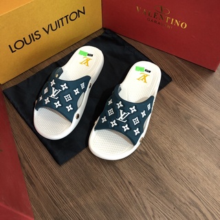 Dép Louis Vuitton Đính Cúc (LVCM)